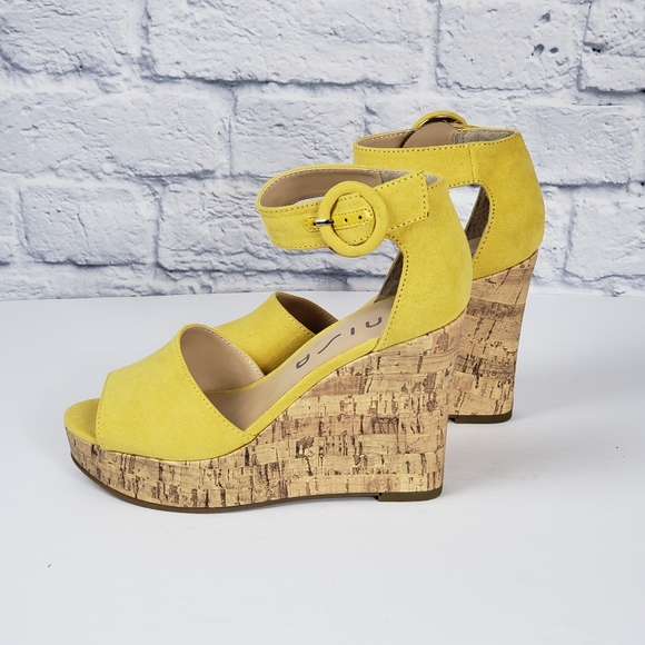 Unisa Hinna yellow wedge sandle - Picture 4 of 7